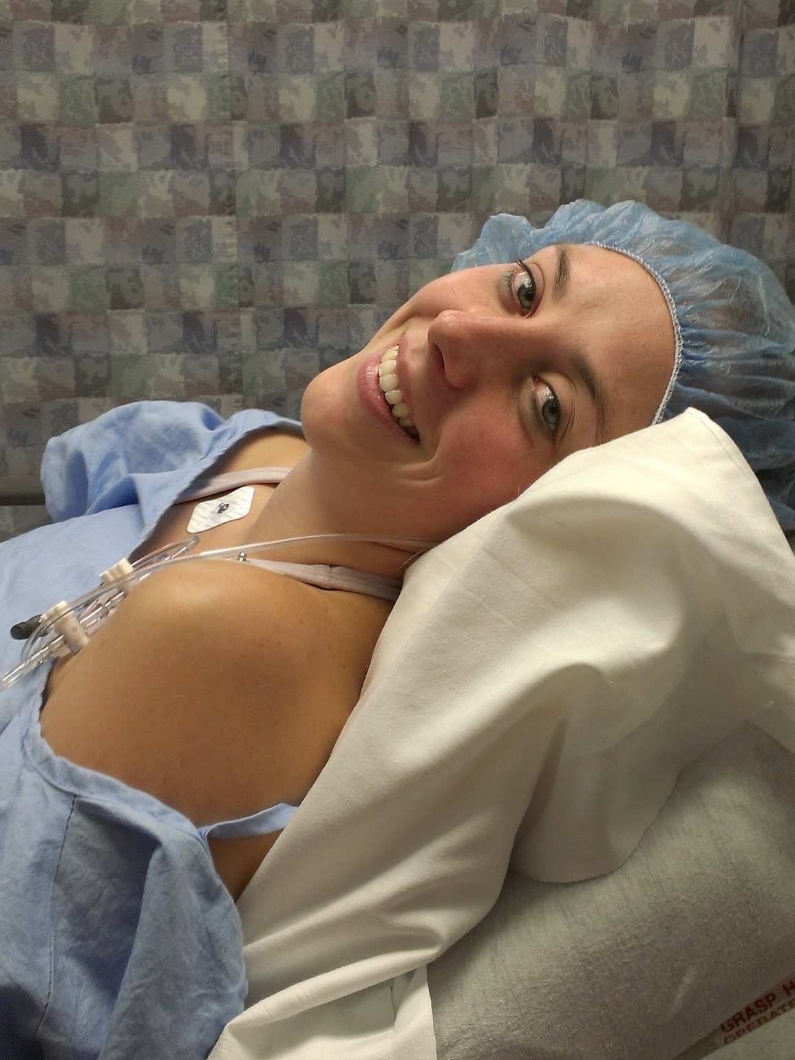 Jen of Moms Fit Life prior to ACL reconstruction surgery